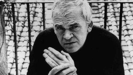 Les cendres de l'écrivain Milan Kundera et de son épouse rapatriées à Brno en République tchèque