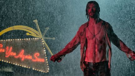 Chris Hemsworth dans "Sale temps à l'Hôtel El Royale".
 (Twentieth Century Fox)