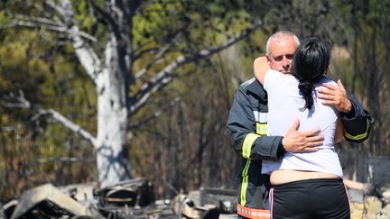 Incendie à Bormes-les-Mimosas : les habitants et vacanciers veulent retrouver leur logement