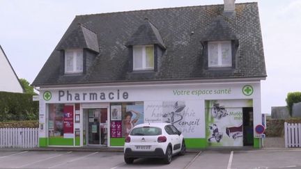 Déserts médicaux : en Bretagne, des pharmacies expérimentent la prise en charge des malades (France 3)