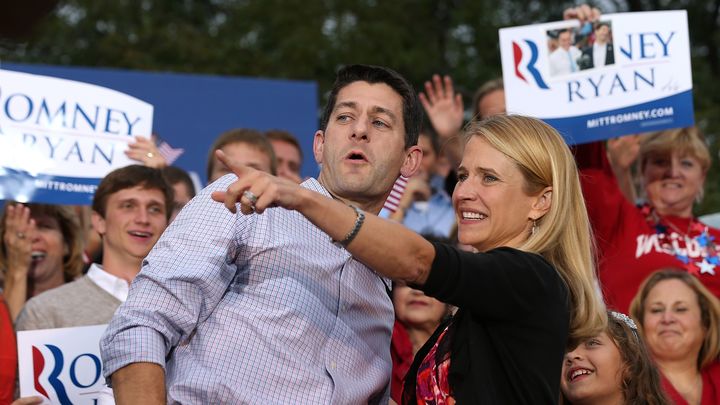 Paul Ryan et sa femme Janna, ancienne juriste qui se consacre d&eacute;sormais &agrave; l'&eacute;ducation de leurs trois enfants. (JUSTIN SULLIVAN / GETTY  IMAGES)