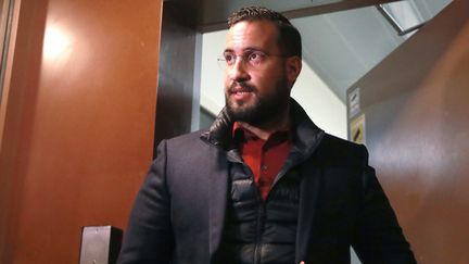 Alexandre Benalla, à la sortie de la prison de la Santé, à Paris, le 26 février 2019.&nbsp; (JACQUES DEMARTHON / AFP)