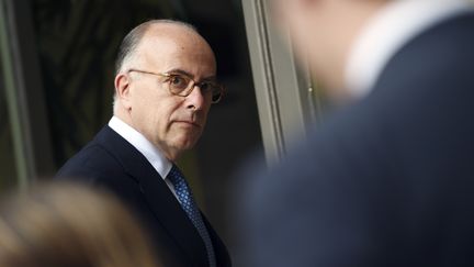 Le ministre de l'Int&eacute;rieur, Bernard Cazeneuve, &agrave; Paris, le 25 juin 2015. (LOIC VENANCE / AFP)