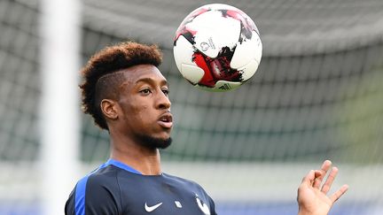 Kingsley Coman à l'entraînement  avec l'équipe de France.  (FRANCK FIFE / AFP)