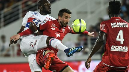 Lyon s'est régalé à Dijon (PHILIPPE DESMAZES / AFP)