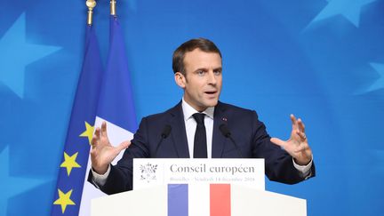 Emmanuel Macron lors d'une conférence de presse après le Conseil européen, à Bruxelles (Belgique), le 13 décembre 2018.&nbsp; (LUDOVIC MARIN / AFP)