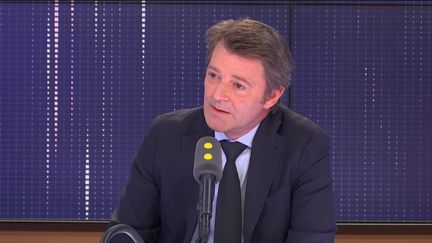 François Baroin, maire LR de Troyes, président de l'Association des maires de France, invité du "8h30 politique", lundi 8 juillet 2019.&nbsp;
 (FRANCEINFO / RADIOFRANCE)