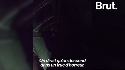 Cet immeuble n'en est pas un. Des façades factices, il en existe une dizaine dans Paris. Brut a voulu savoir ce qui se cache derrière...