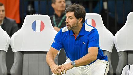 Sébastien Grosjean, capitaine de l'équipe de France de Coupe Davis, le 3 février 2023. (ATTILA KISBENEDEK / AFP)