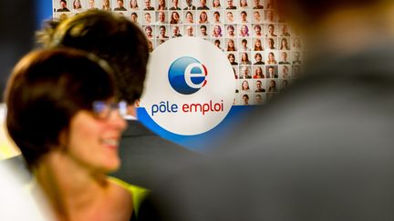 Emploi : le gouvernement veut offrir des primes à l'embauche