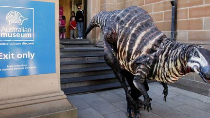 Le museum national australien est célèbre pour ses dinosaures mécaniques, comme le Dryosaurus ci-dessus.
 (MARK BAKER/AP/SIPA)