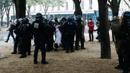 L'infirmière a été interpellée lors de la manifestation du personnel soignant a Paris le 16 juin 2020 (JAN SCHMIDT-WHITLEY/LE PICTORIUM / MAXPPP)