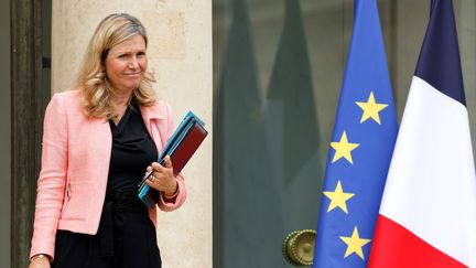 L'ancienne ministre française des Outre-mer, Yaël Braun-Pivet, à&nbsp;Matignon le 21 juin 2022. Elle brigue la présidence de l'Assemblée nationale. (LUDOVIC MARIN / AFP)