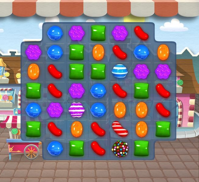 Capture d'&eacute;cran du jeu Candy Crush Saga, ici sur Facebook. (FRANCETV INFO)