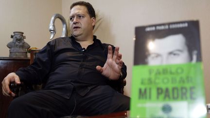 Juan Pablo Escobar Henao, lors d'une interview au sujet de son livre "Pablo Escobar,&nbsp;mon p&egrave;re", le 7 novembre 2014 &agrave; Bogota (Colombie).&nbsp; (FERNANDO VERGARA / AP / SIPA)