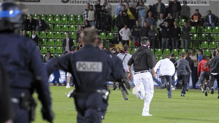 Incidents au stade Saint-Symphorien, à Metz (JEAN-CHRISTOPHE VERHAEGEN / AFP)