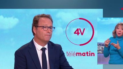 Sylvain Maillard, président du groupe Renaissance à l’Assemblée nationale, était l’invité des "4 Vérités", vendredi 6 octobre. (France 2)