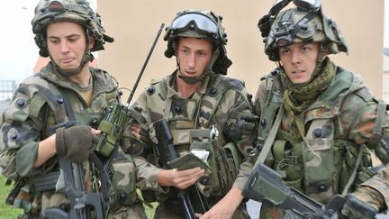  (trois soldats allemands à Sissonne en France © Maxppp)