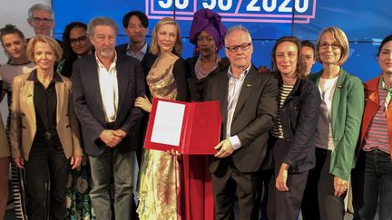 Signature de la charte en faveur de la parité femmes-hommes, 14 mai 2018 à Cannes
