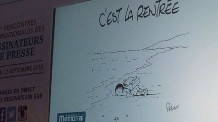 Pour ce dessin (présenté ici aux 5es rencontres internationales du dessin de presse au Mémorial de Caen), le dessinateur Chaunu a reçu des menaces de mort. (Chaunu)