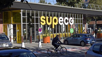 Le premier magasin Supéco de la marque Carrefour, à Valenciennes, le 4 septembre 2019. (FRANCOIS LO PRESTI / AFP)