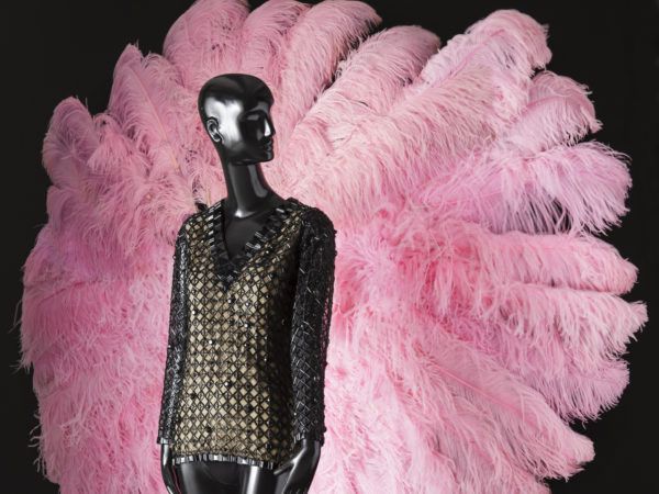 Costume de Zizi Jeanmaire au musée Yves Saint Laurent Paris
 (Courtesy of musée Yves Saint Laurent Paris)