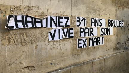 Un collage en homage à Chahinez Daoud, à Bordeaux le 10 octobre 2021. (YVAN PLANTEY / FRANCE-BLEU GIRONDE)