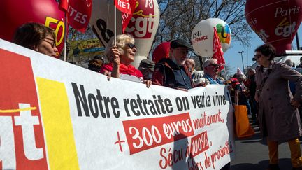 Manifestation pour la revalorisation des pensions de retraite, le 24 mars 2022 à Paris. Illustration (BRUNO LEVESQUE / MAXPPP)