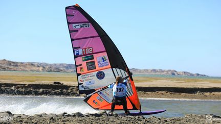 VIDEO. Antoine Albeau pulvérise son record du monde de vitesse en planche à voile et se rapproche des 100 km/h