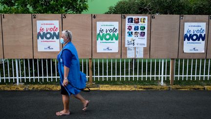 Les néo-calédoniens doivent voter dimanche 12 décembre pour décider de l'avenir de l'archipel.&nbsp; (THEO ROUBY / AFP)