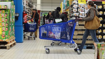 Dans un supermarch&eacute; de Toulouse (Haute-Garonne), le 28 novembre 2013. (REMY GABALDA / AFP)