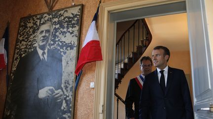 Constitution : l'éloge de la Ve République d'Emmanuel Macron