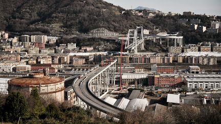 Vendredi 8 février 2019, la démolition du viaduc de Gênes a débuté. (MARCO BERTORELLO / AFP)