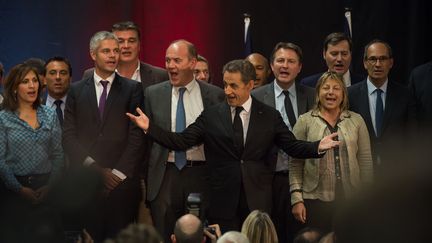 L'ancien pr&eacute;sident Nicolas Sarkozy a &eacute;t&eacute; ovationn&eacute; par une foule de 4 000 &agrave; 5 000 militants, lors de son meeting &agrave; Lambersart (Nord), le 25 septembre 2014. (PHILIPPE HUGUEN / AFP)