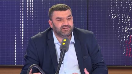 Jérémy Decerle, député européen Renew et  ancien président des Jeunes Agriculteurs,  à franceinfo en 2019. (FRANCEINFO / RADIOFRANCE)