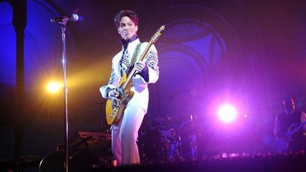 Prince au Grand Palais à Paris le 11 octobre 2011
 (Bertrand Guay / AFP)