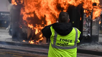 Violences sur les Champs-Elysées : le dispositif de sécurité en question