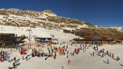 La station de Tignes&nbsp;(Savoie), située à 2 100 mètres d'altitude, le 25 décembre 2015. (TIGNES.NET)