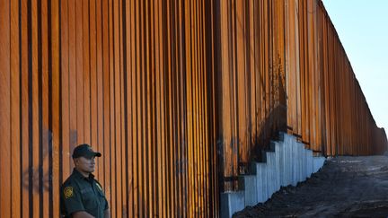 La frontière entre les USA et le Mexique à Calexico (Californie). (MARK RALSTON / AFP)