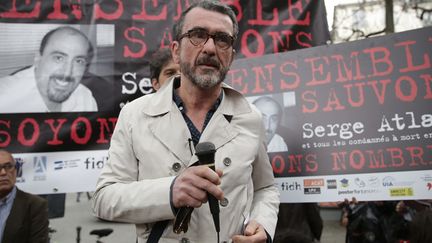 &nbsp; (Me Richard Sédillot, l'avocat de Serge Atlaoui à la manifestation de soutien samedi dernier à Paris © MaxPPP)