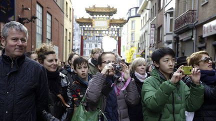 Touristes chinois à Anvers en 2015. (NICOLAS MAETERLINCK / BELGA MAG / BELGA/AFP)