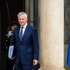 Le ministre de l'Economie, Bruno Le Maire, sur le perron de l'Elysée, lors d'un Conseil des ministres, le 23 mai 2022. (XOSE BOUZAS / AFP)