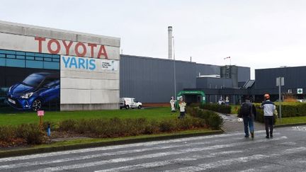 L'entrée de l'usine Toyota, à Valenciennes, le 12 décembre 2017. (FRANCOIS LO PRESTI / AFP)