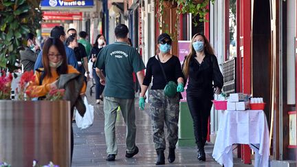 Dans une rue de Sydney (Australie) le 14 avril 2020 (SAEED KHAN / AFP)