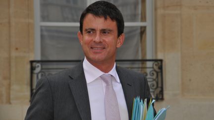 Manuel Valls, &agrave; la sortie du conseil des ministres, le 12 septembre 2012 &agrave; Paris. (ZAER BELKALAI / CITIZENSIDE.COM / AFP)