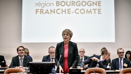 La présidente de la région Bourgogne Franche-Comté, le 4 janvier 2016. (JEFF PACHOUD / AFP)