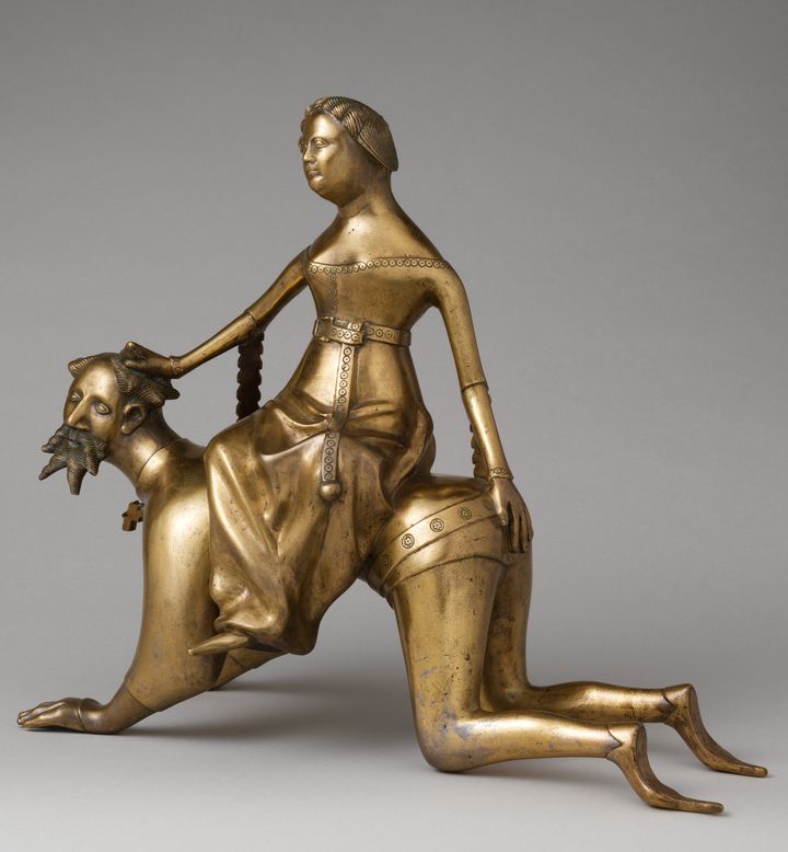 Artiste anonyme, aquamanile, "Aristote et Phyllis", fin du XIVe siècle. (THE METROPOLITAN MUSEUM OF ART)