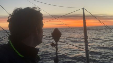 Coucher de soleil photographié par Charlie Dalin depuis son bateau Apivia pendant le Vendée Globe, le 23 Décembre 2020.&nbsp; (CHARLIE DALIN / APIVIA)