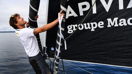 Paul Meilhat lors d'un entraînement le 24 septembre 2021 à Concarneau, en France. (FRED TANNEAU / AFP)