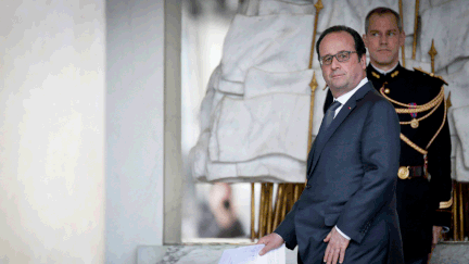  (76 % des personnes interrogées estiment  que François Hollande doit renoncer à se représenter © MaxPPP)